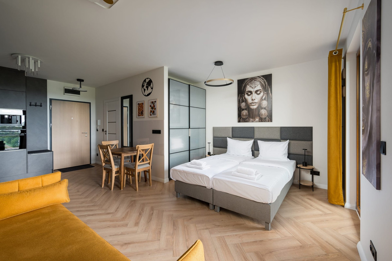 Nowoczesny apartament z widokiem na Tor Służewiec, Mokotów - Kavalerka.pl