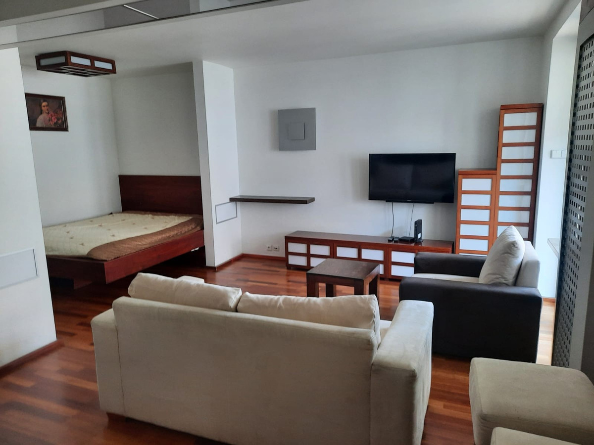 Stylowe studio w centrum Warszawy blisko Hali Koszyki - Kavalerka.pl