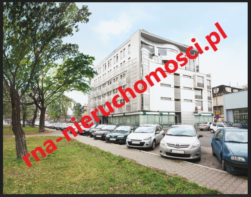 Nowoczesna kawalerka w centrum Poznania z widokiem na park - Kavalerka.pl