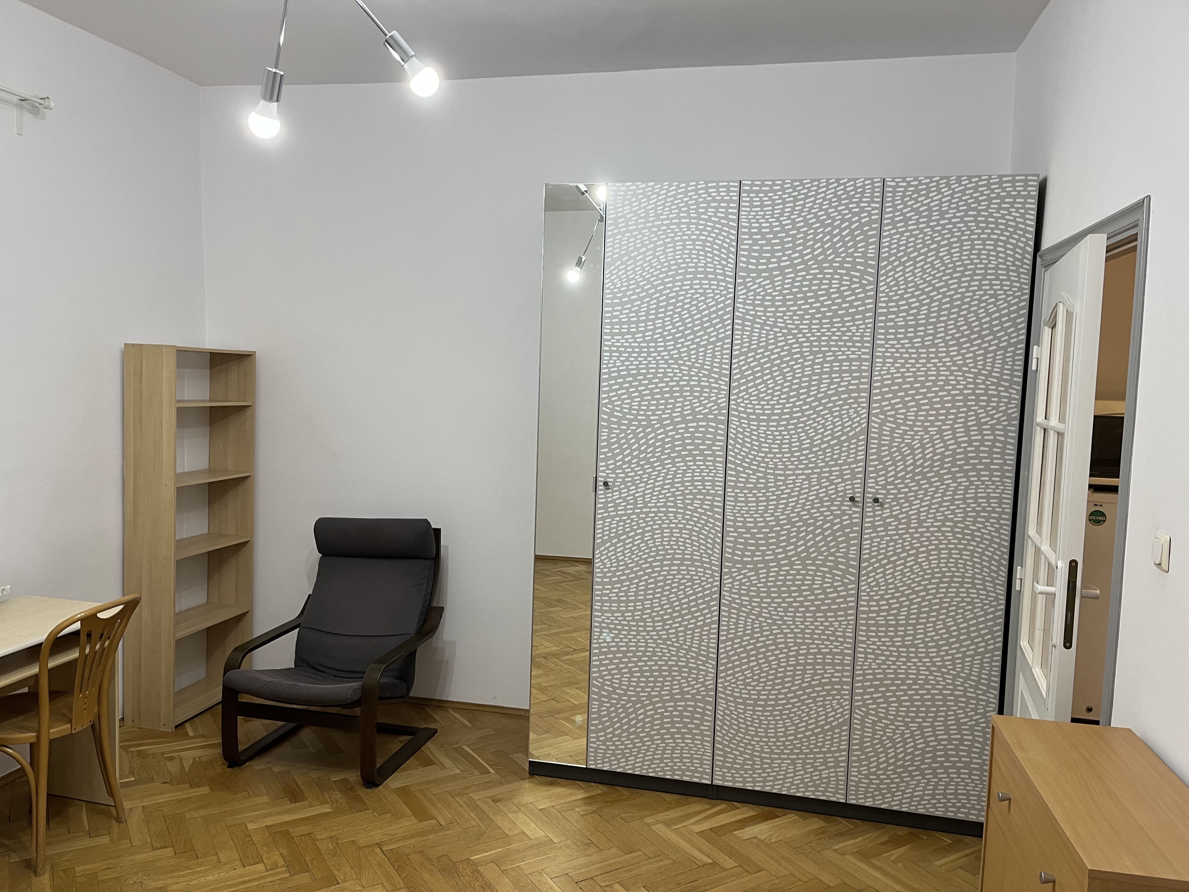 Kawalerka na Dolnym Mokotowie - całkowity koszt niecałe 2800 zł - Kavalerka.pl