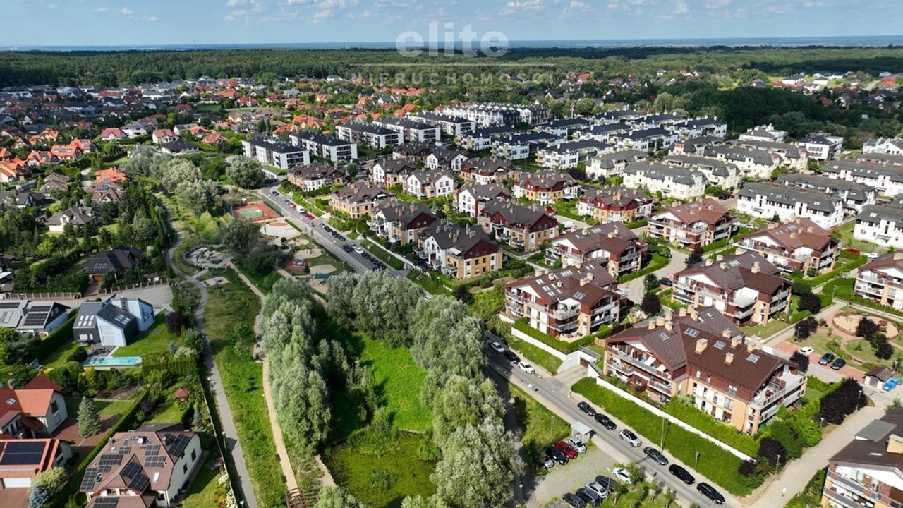 Nowoczesny apartament z balkonem i parkingiem, Warszewo - Kavalerka.pl