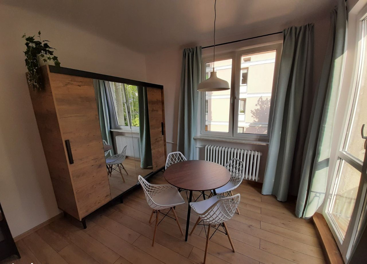 Wyjątkowe studio na Starych Bielanach blisko metra i parku - Kavalerka.pl