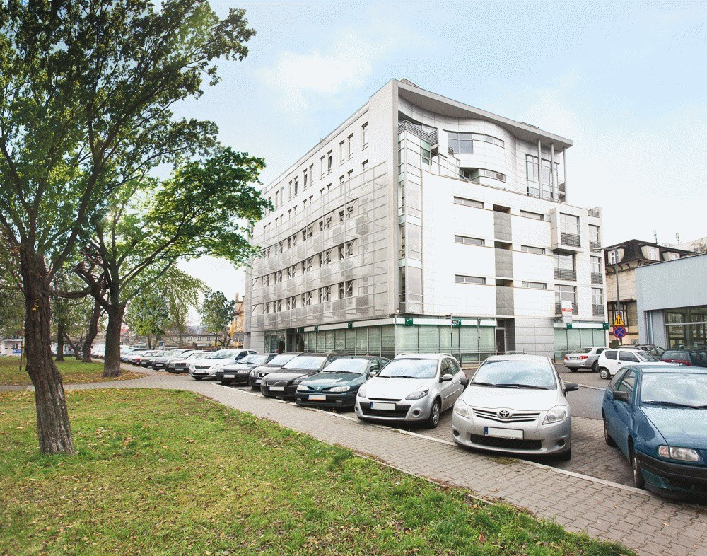 Nowoczesna kawalerka z widokiem na park w centrum Wildy - Kavalerka.pl