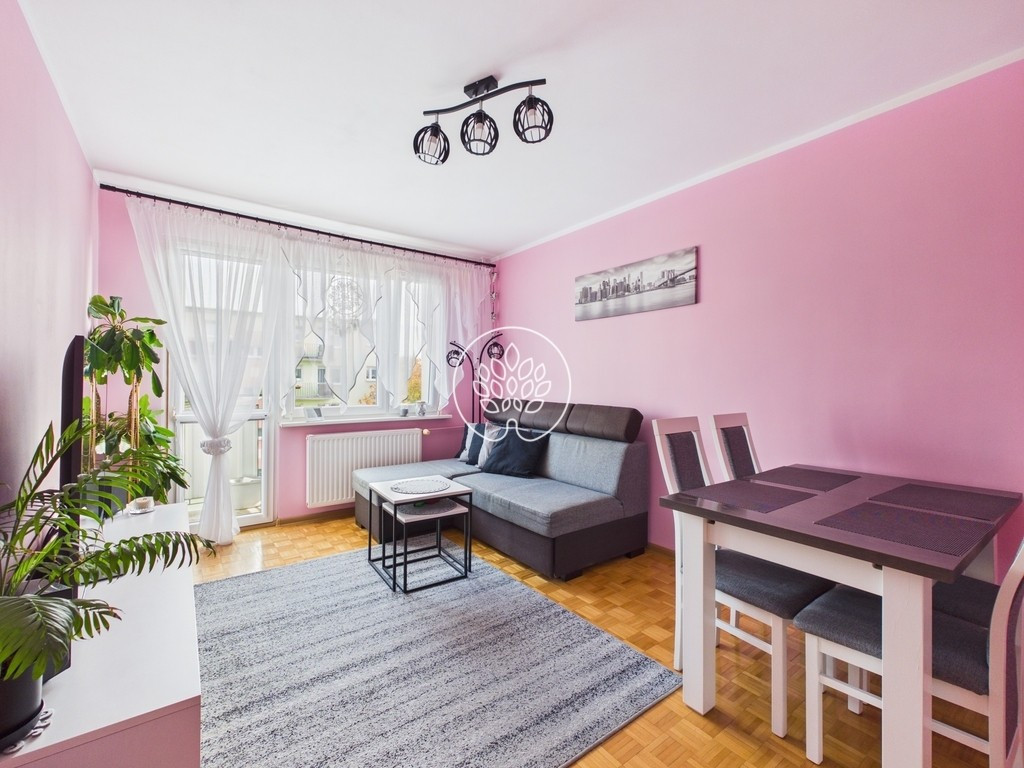 Funkcjonalne 3 pokoje z balkonem na osiedlu Błonie - Kavalerka.pl