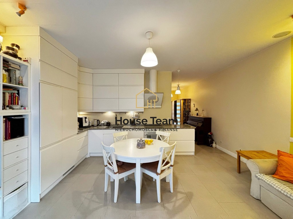 Stylowy dwupoziomowy loft z ogródkiem i garażem, Osiedle Leśne - Kavalerka.pl